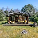 2 Bedroom Stunning In *