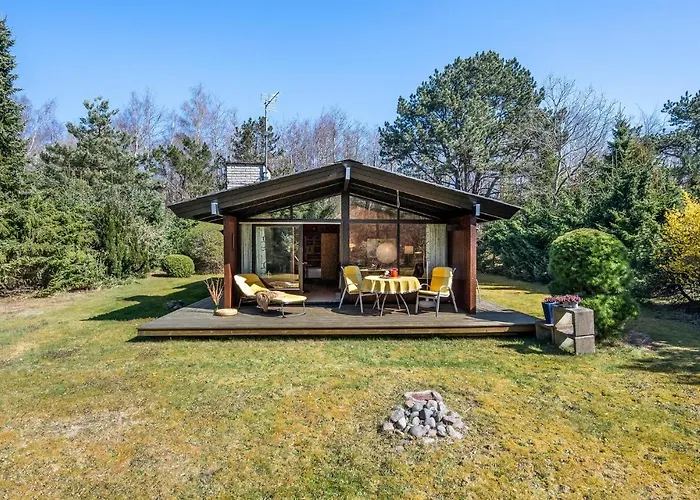 2 Bedroom Stunning In *